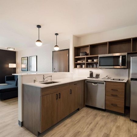 Everhome Suites Corona Ngoại thất bức ảnh
