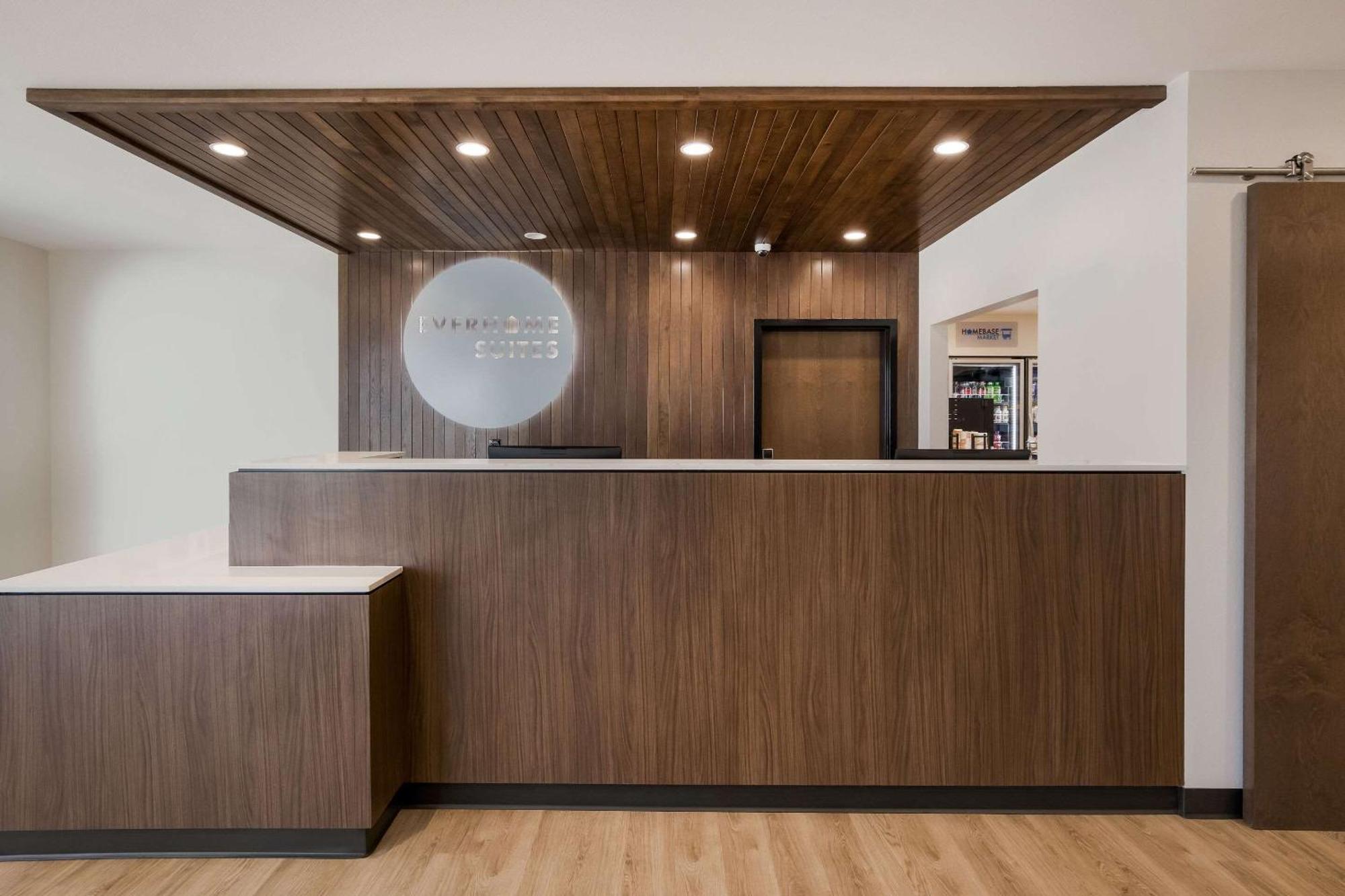 Everhome Suites Corona Ngoại thất bức ảnh
