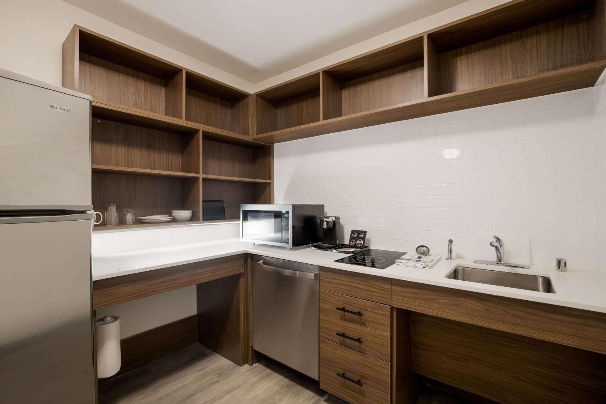 Everhome Suites Corona Ngoại thất bức ảnh